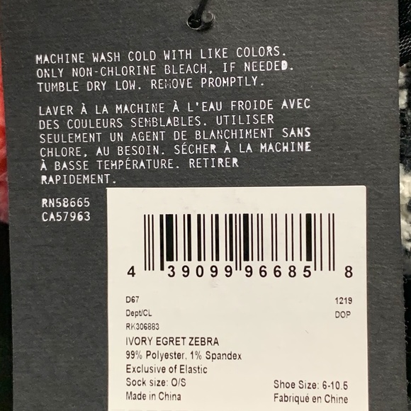 3/$20 Free Press 2 Pair Fuzzy Socks SZ 6-10.5 - Picture 8 of 8